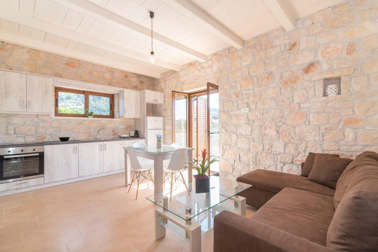 Kalamákion Green Stone Villas Apartments מראה חיצוני תמונה