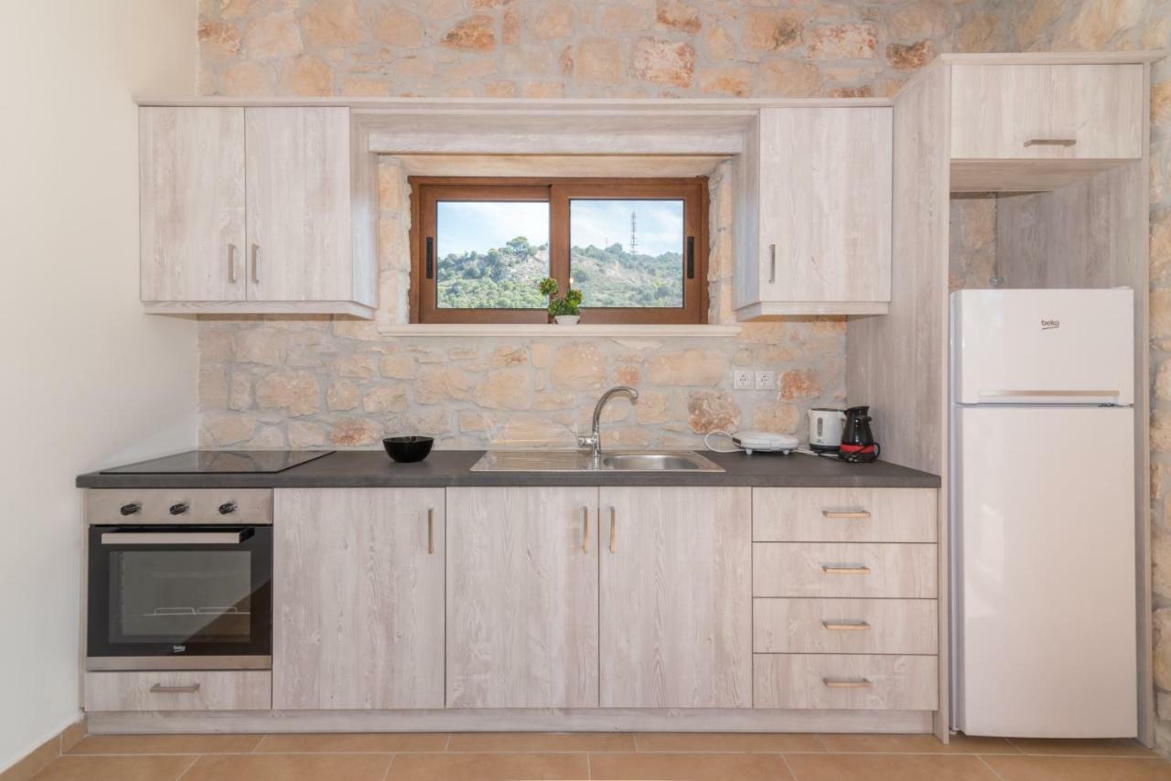 Kalamákion Green Stone Villas Apartments מראה חיצוני תמונה